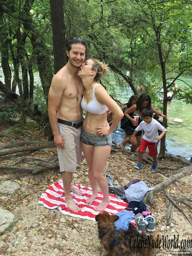 Iliza Shlesinger Nude 212504