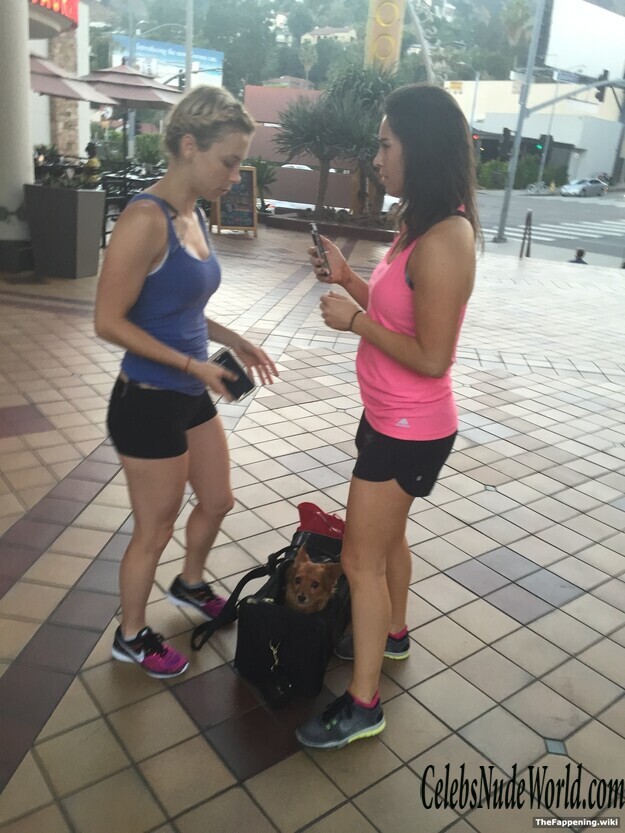 Iliza Shlesinger Nude 212521