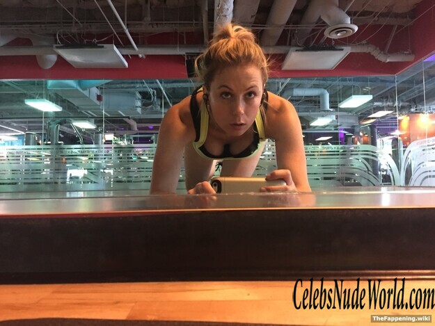 Iliza Shlesinger Nude 212547