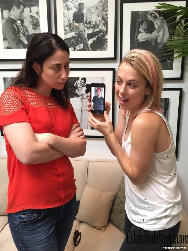 Iliza Shlesinger Nude 212563