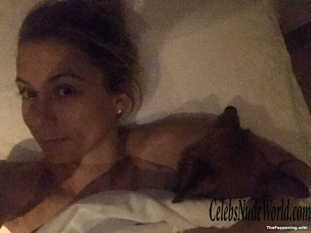 Iliza Shlesinger Nude 212565