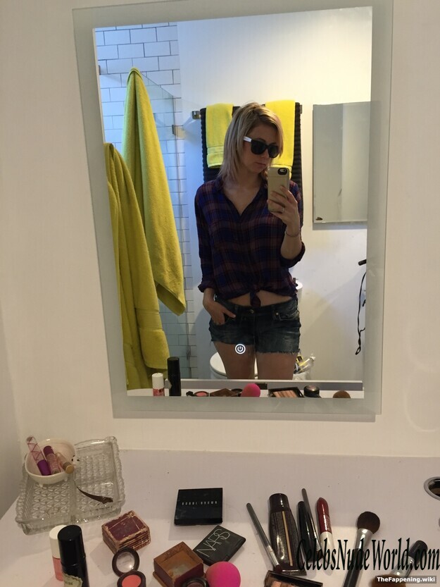 Iliza Shlesinger Nude 212570