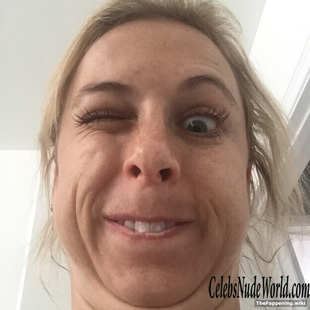 Iliza Shlesinger Nude 212577