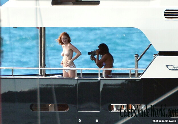 Lily Cole Nude 212680