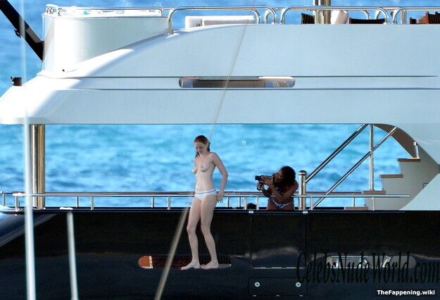 Lily Cole Nude 212682