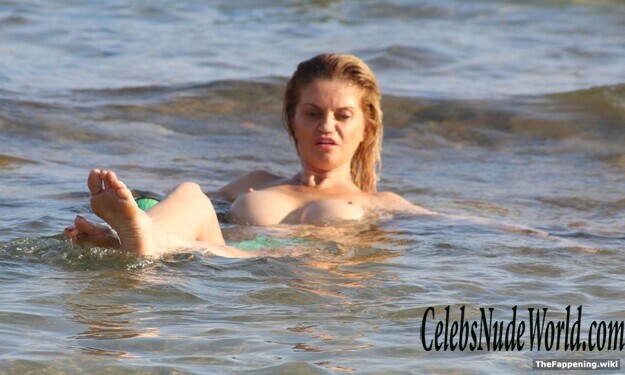Danniella Westbrook Nude 213536