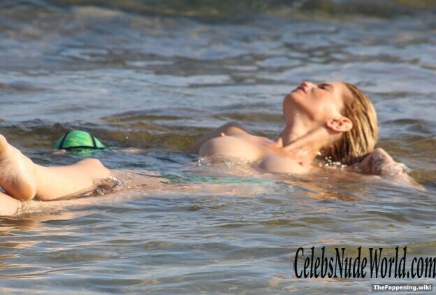 Danniella Westbrook Nude 213538