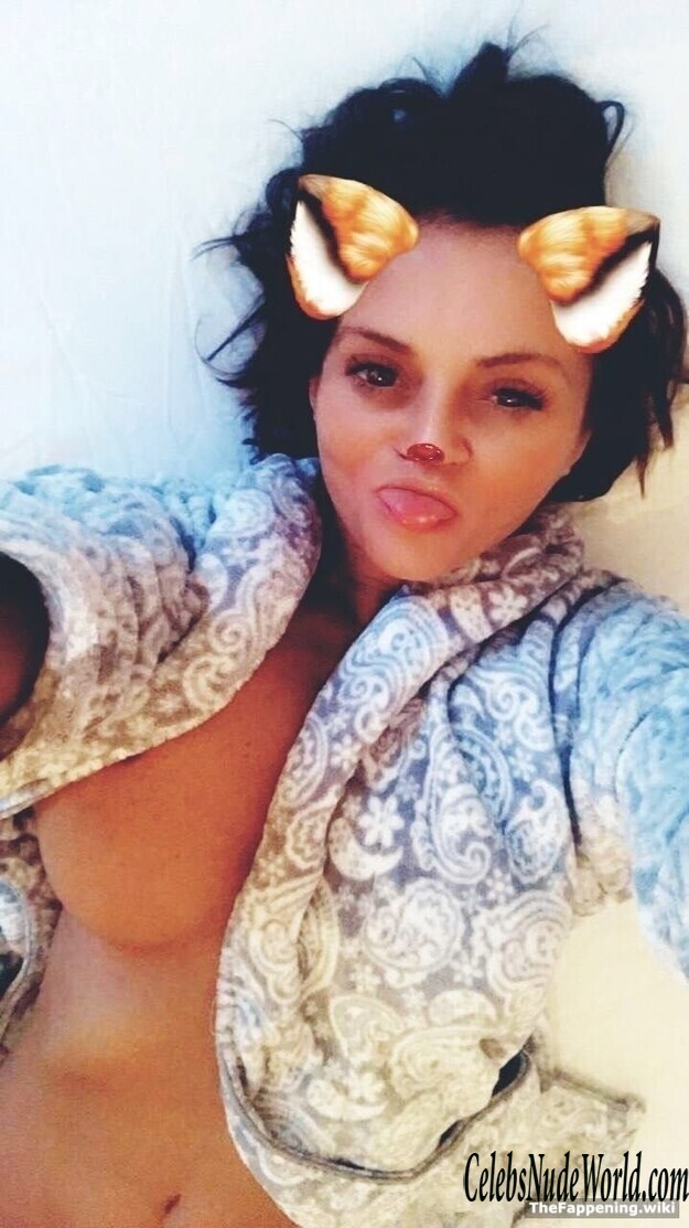 Danniella Westbrook Nude 213546