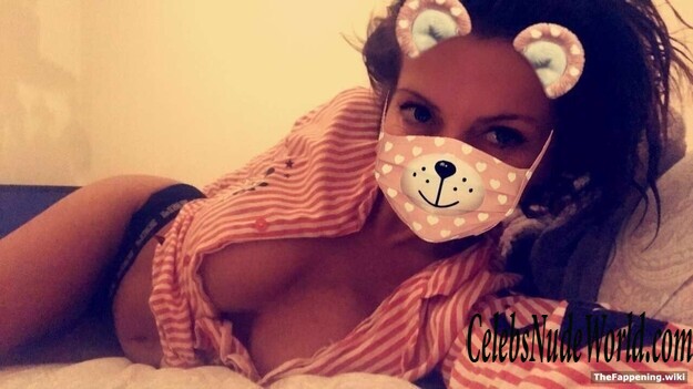 Danniella Westbrook Nude 213547