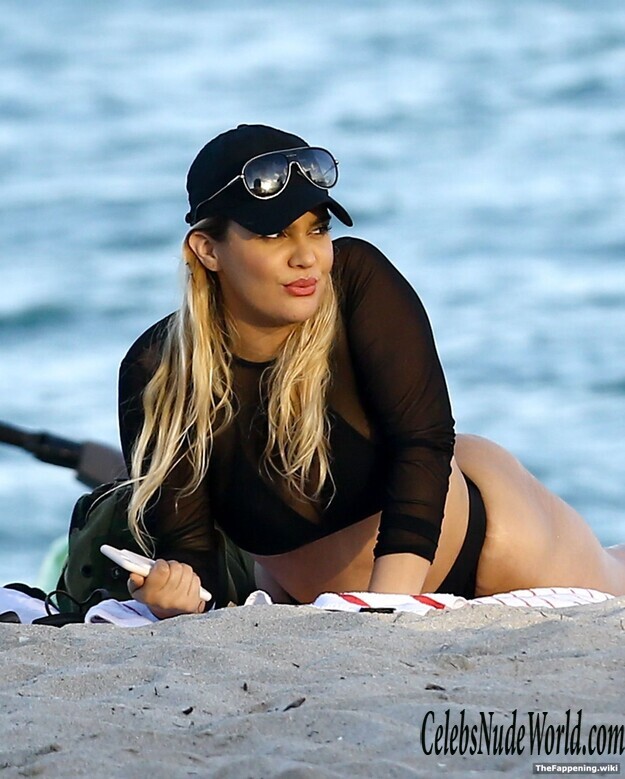 Andrea Gaviria Nude 213641