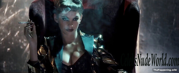 Cami Morrone Nude 213890