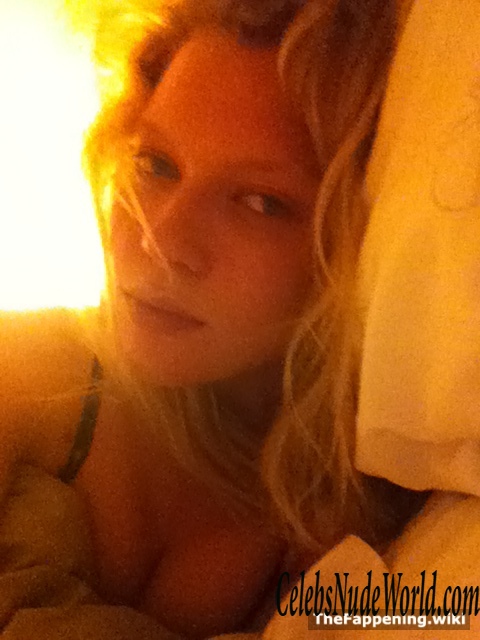 Kelsey Vogelzang Nude 213915