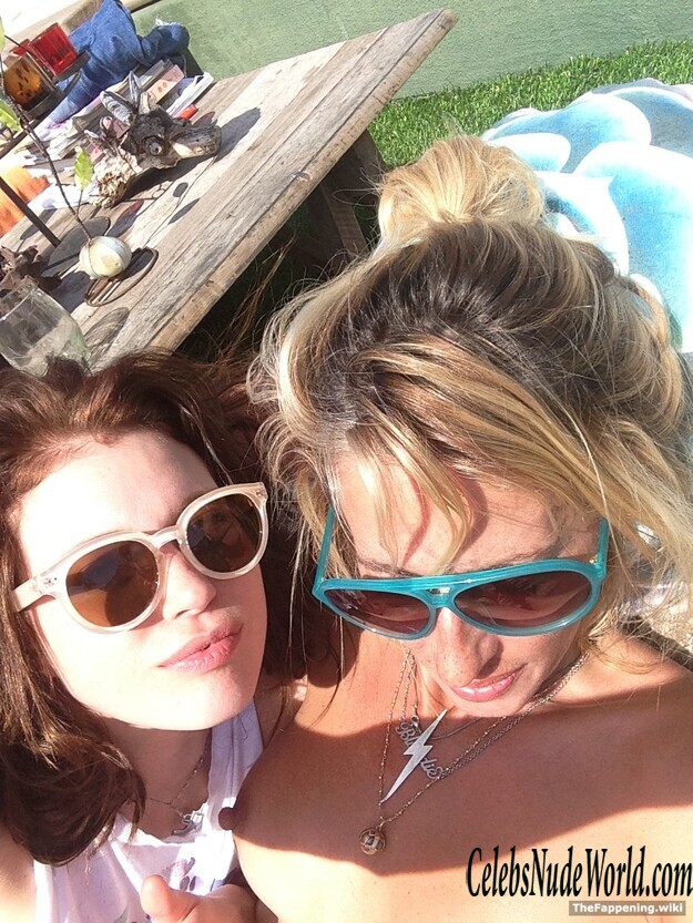 Kelsey Vogelzang Nude 213924