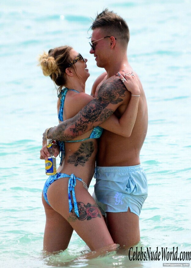 Olivia Buckland Nude 213974