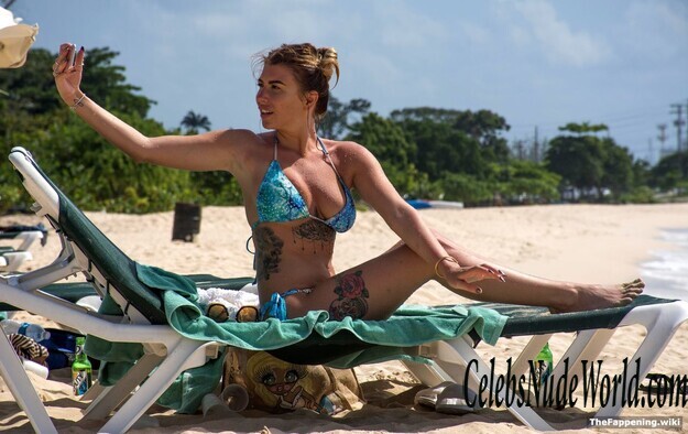 Olivia Buckland Nude 213984