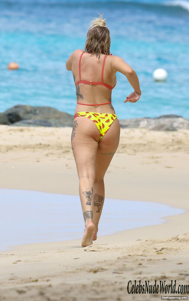 Olivia Buckland Nude 214016