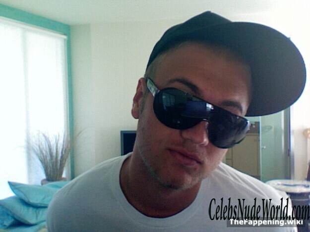 Nick Hogan Nude 214712