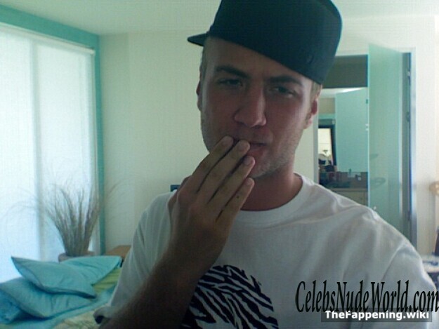 Nick Hogan Nude 214727