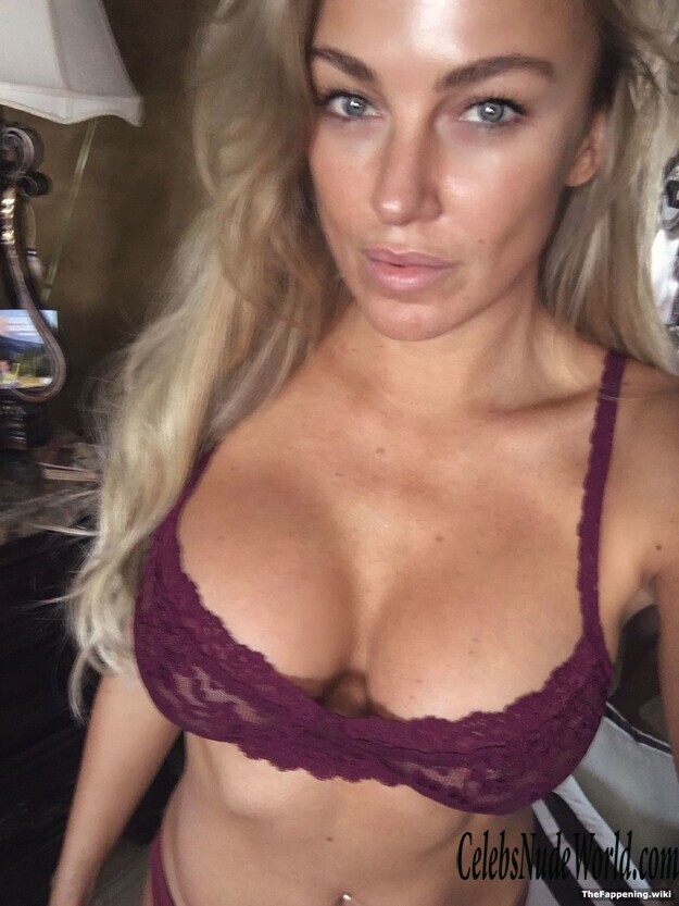 Amber Nichole Miller Nude 215456