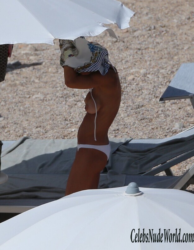 Martina Colombari Nude 215888