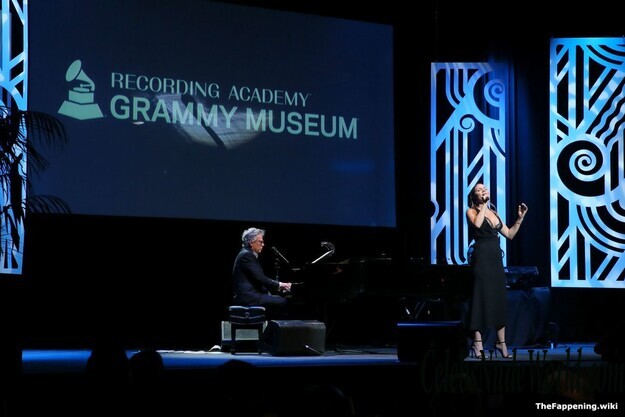 Katharine McPhee Nude 216362