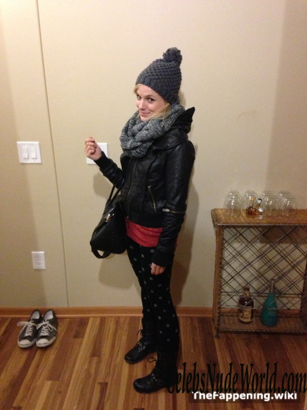 Kelly Felthous Nude 216529