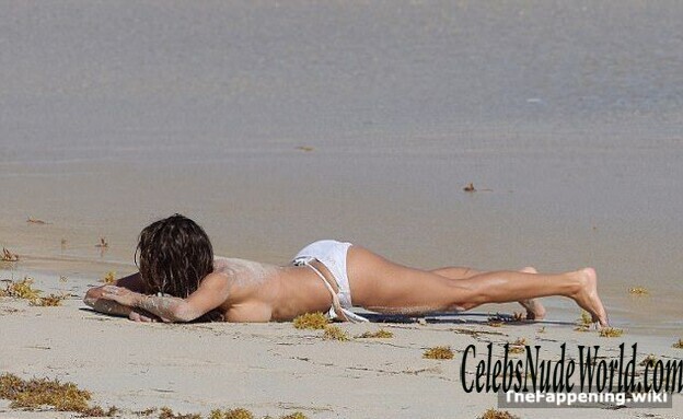 Brooke Burke Nude 216585