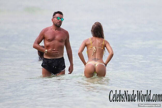 Laura Cremaschi Nude 216847