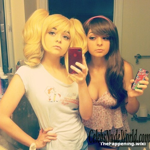 Maisie Williams Nude 217021