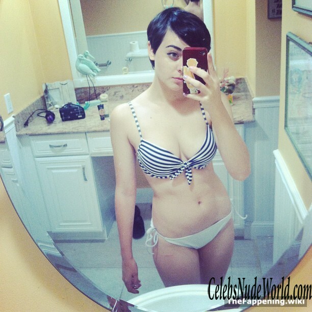 Maisie Williams Nude 217045