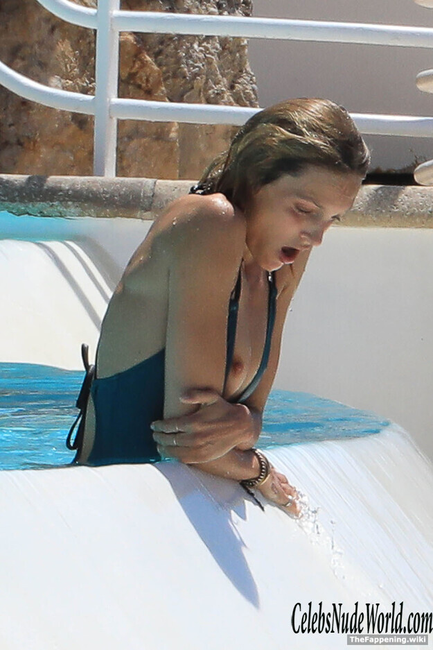 Anja Rubik Nude 217429