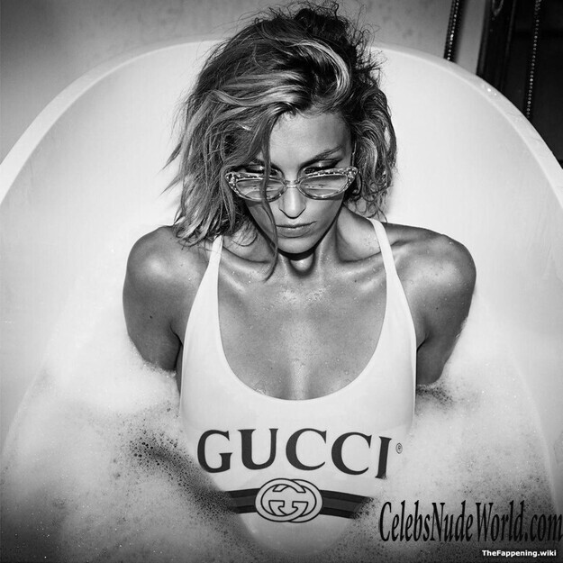 Anja Rubik Nude 217447