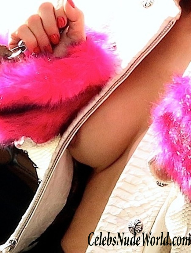 Bai Ling Braless And Shirtless At A Nail Salon In Beverly Hills 21755