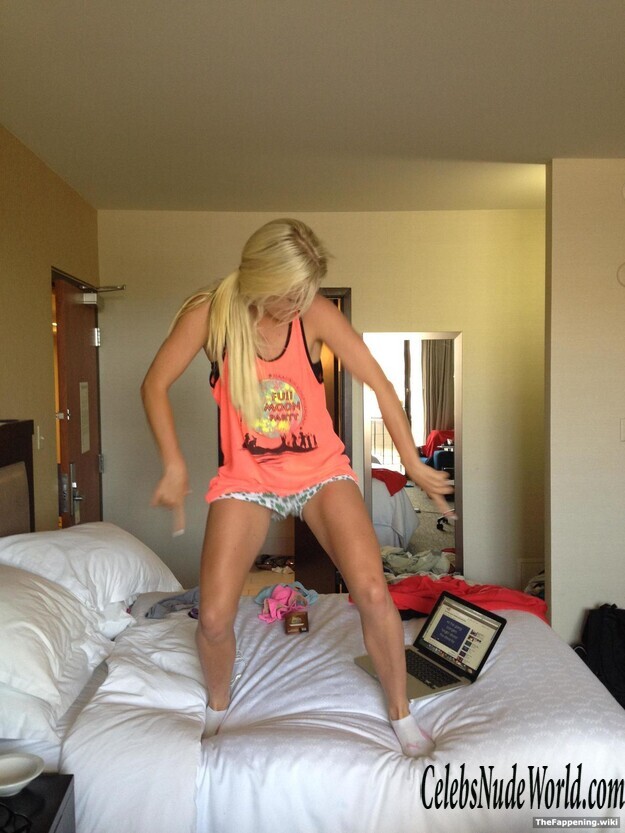 Kaylyn Kyle Nude 217983