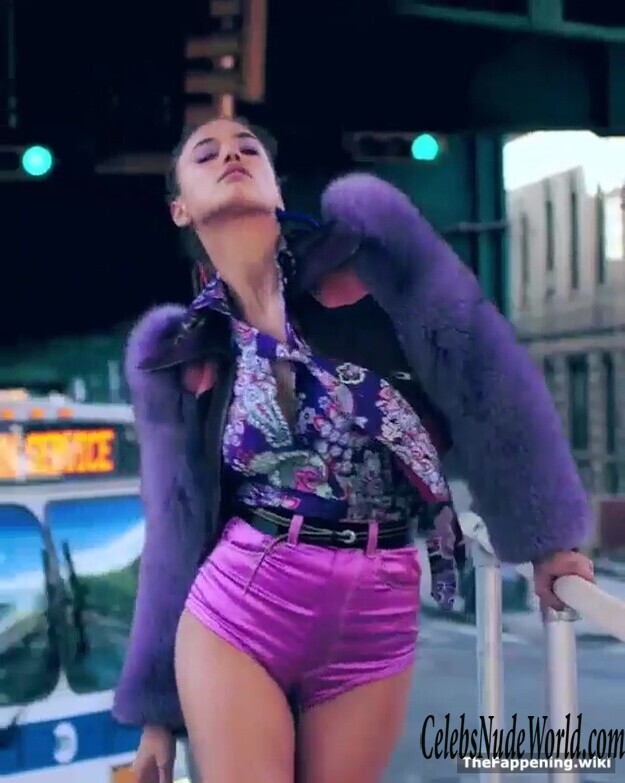 Irina Shayk Nude 218292