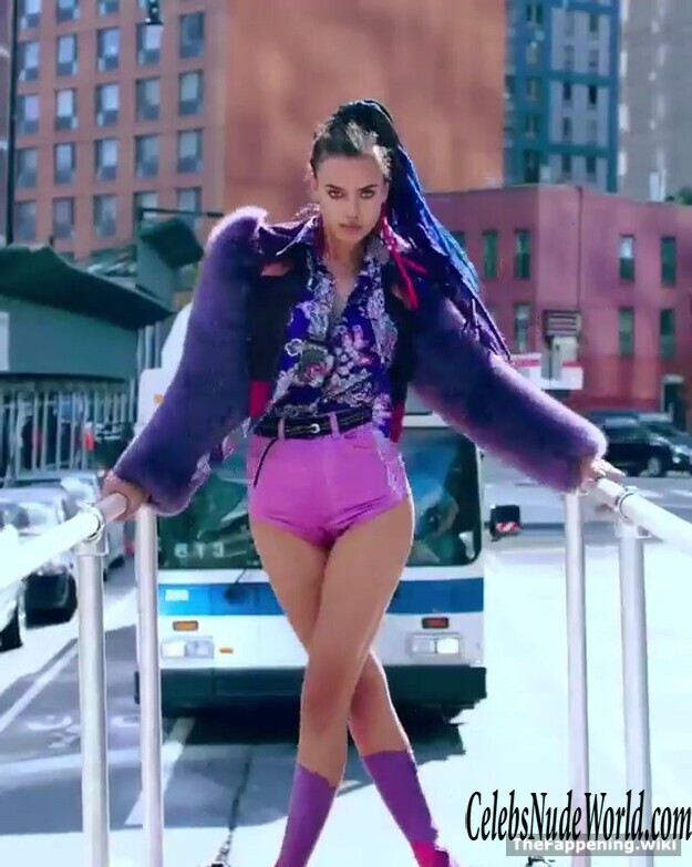 Irina Shayk Nude 218293