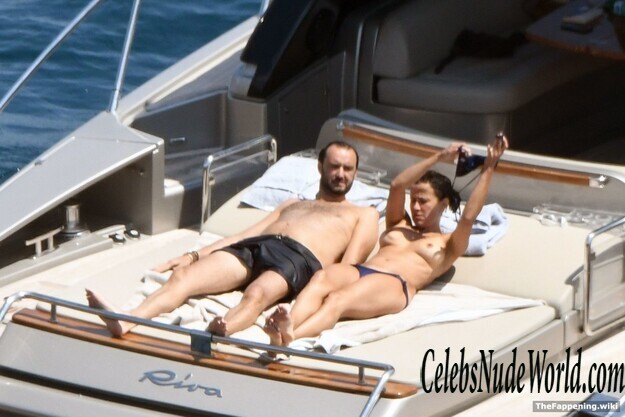 Sophie Marceau Nude 218321