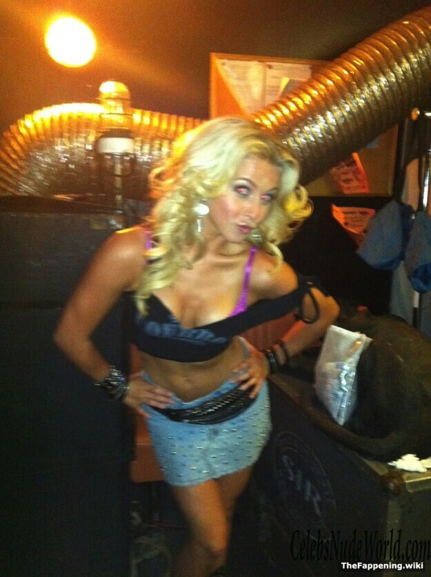 Julianne Hough Nude 218473