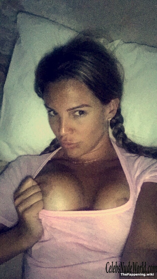 Danielle Lloyd Nude 218579