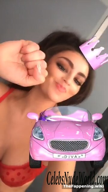 Charli XCX Nude 219106