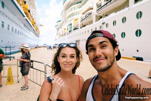 Alexa Vega Nude 220090