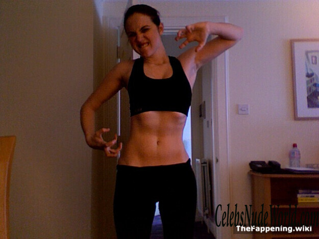 Zoe Kazan Nude 220387