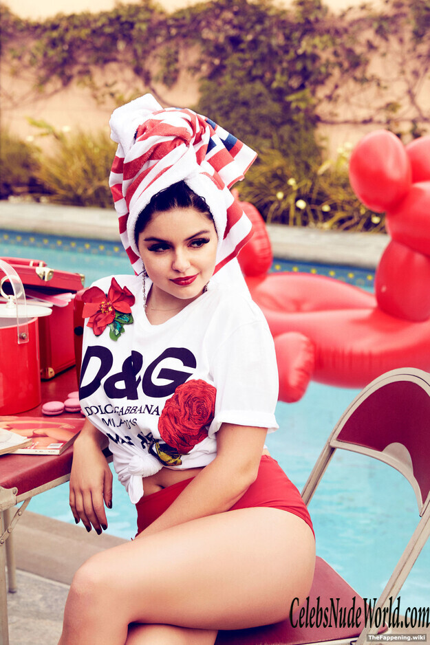 Ariel Winter Nude 220744