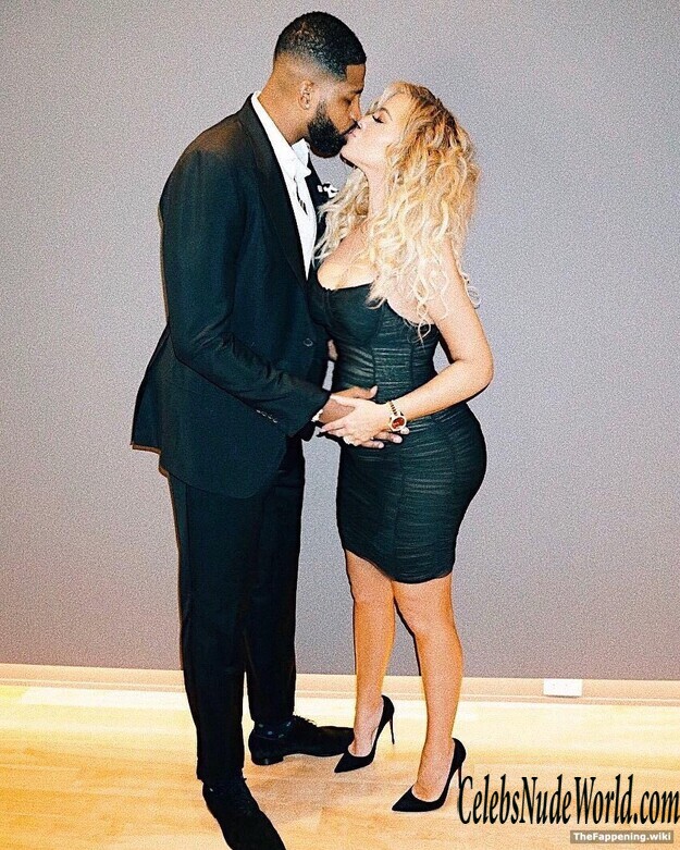 Khloe Kardashian Nude 221575