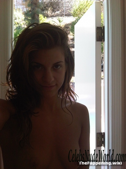 AnnaLynne McCord Nude 221660