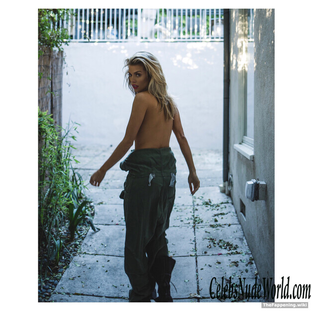 AnnaLynne McCord Nude 221743