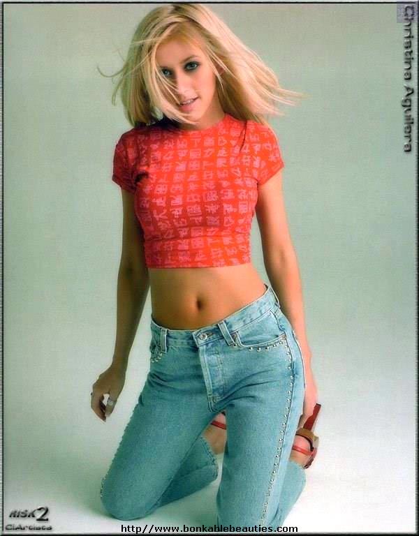 Christina Aguilara 2221