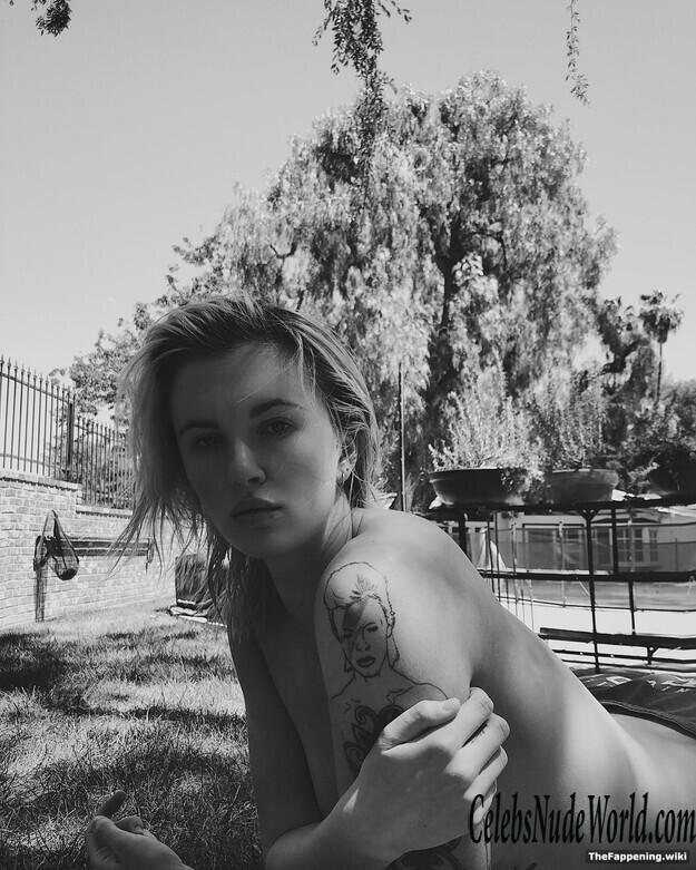 Ireland Baldwin Nude 222569