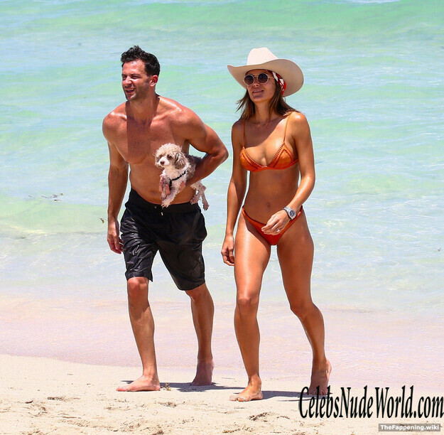 Natalia Borges Nude 223062