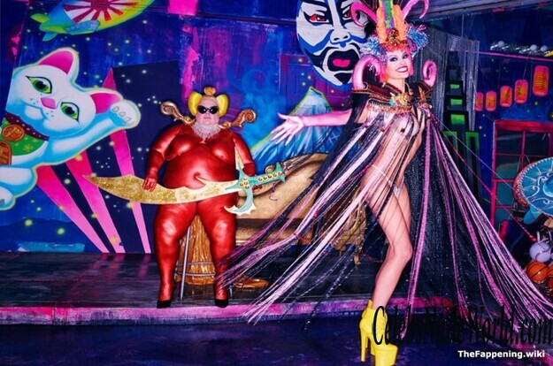 Pamela Anderson Nude 223072